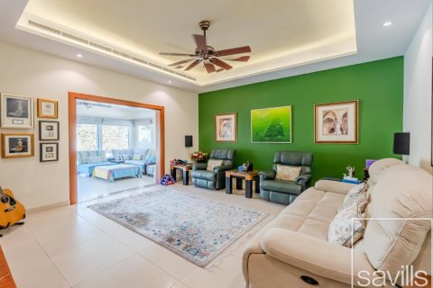 Вилла с 4 спальнями в Meadows, ОАЭ №136436 4