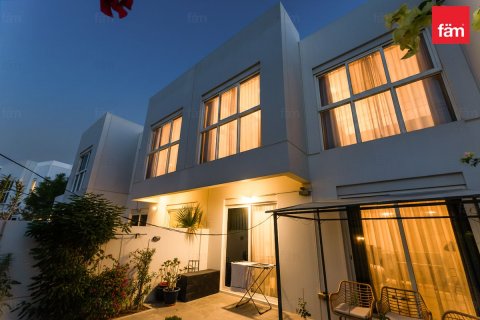 3 غرف نوم تاون هاوس رقم 131195 2