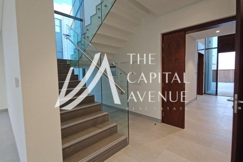 Townhouse de 3 dormitorios en Abu Dhabi, UAE No. 208977 3