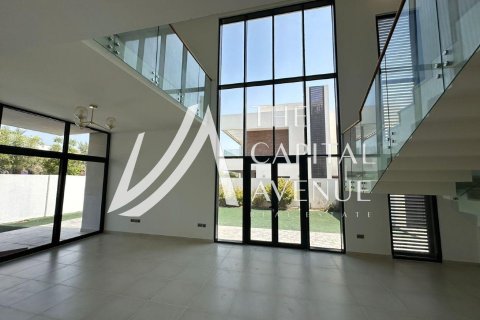 4 bedrooms Villa on the Yas Island, UAE No. 208981