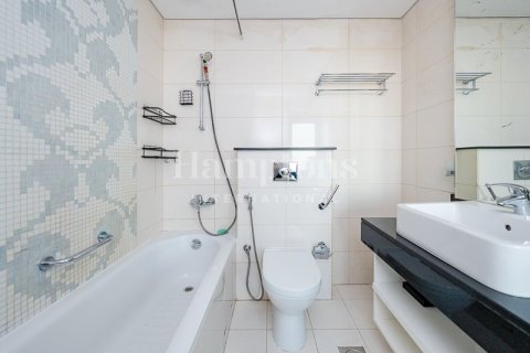 Appartement de Studio No. 127536 15