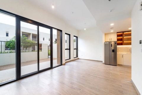 3 bedrooms Apartment in Dubai, UAE No. 199789
