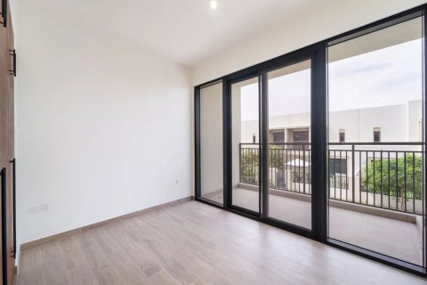 3 bedrooms Apartment in Dubai, UAE No. 199789 12