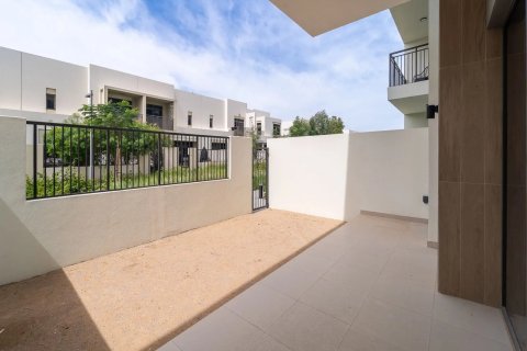 3 bedrooms Apartment in Dubai, UAE No. 199789 4