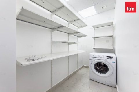 Вилла с 3 спальнями в Дубай, ОАЭ №146309 8