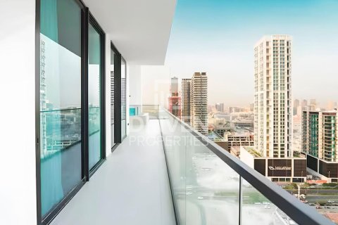 Apartment de 2 dormitorios en District 15, UAE No. 193194 20