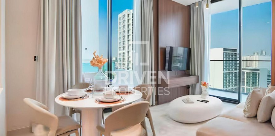 Apartment de 2 dormitorios en District 15, UAE No. 193194