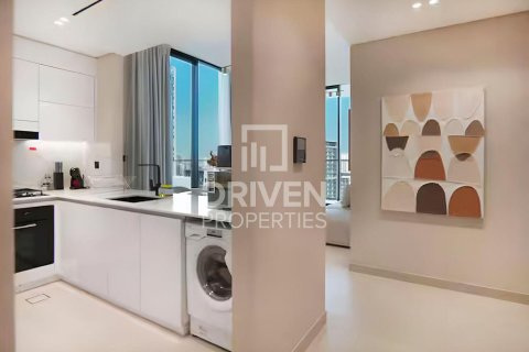 Apartment de 2 dormitorios en District 15, UAE No. 193194 4