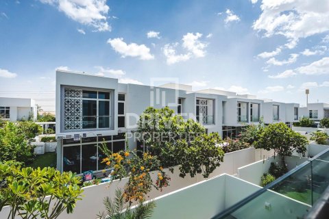 3 bedrooms Townhouse in Arabella Townhouses, UAE No. 193193 16