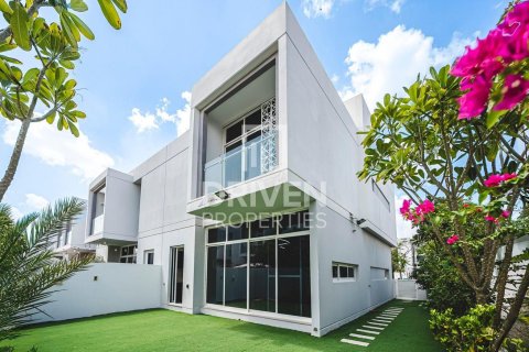 3 bedrooms Townhouse in Arabella Townhouses, UAE No. 193193