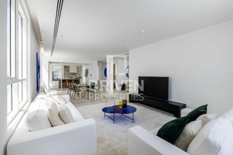 4 bedrooms Villa in Umm Suqeim, UAE No. 193192 10