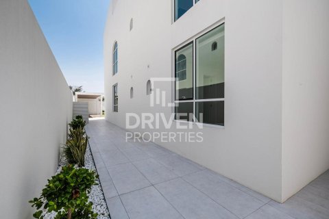 4 bedrooms Villa in Umm Suqeim, UAE No. 193192 15