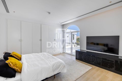 4 bedrooms Villa in Umm Suqeim, UAE No. 193192 21