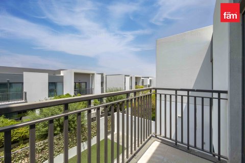 Villa de 3 dormitorios en Dubai, UAE No. 205823 25