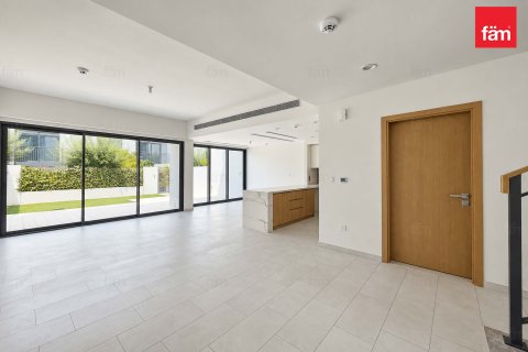 Villa de 3 dormitorios en Dubai, UAE No. 205823 10