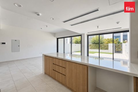 Villa de 3 dormitorios en Dubai, UAE No. 205823 6
