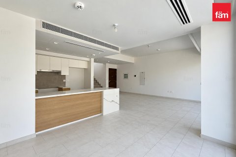 Villa de 3 dormitorios en Dubai, UAE No. 205823 4
