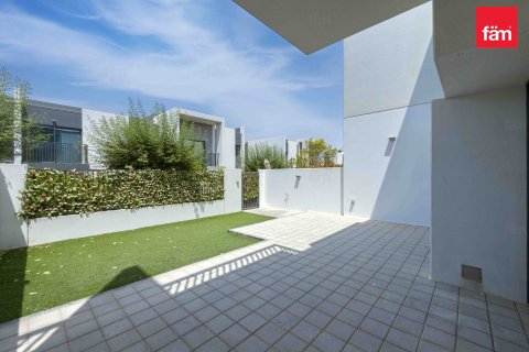 Villa de 3 dormitorios en Dubai, UAE No. 205823 26