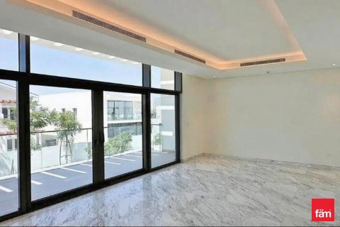 Villa de 4 dormitorios  No. 125146 8