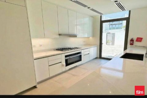 Villa de 4 dormitorios  No. 125146 6