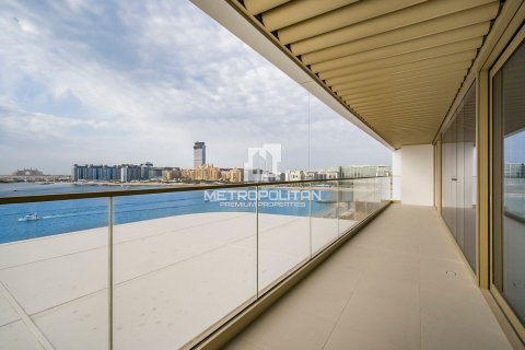 Appartement de 2 chambres à EMAAR Beachfront, UAE No. 78212 13
