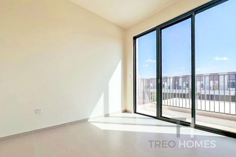 Townhouse de 4 dormitorios en Dubai South (Dubai World Central), UAE No. 81870 14