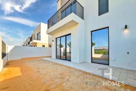Townhouse de 4 dormitorios en Dubai South (Dubai World Central), UAE No. 81870 3