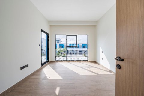 4 bedrooms Townhouse in Damac Lagoons, UAE No. 200756 12