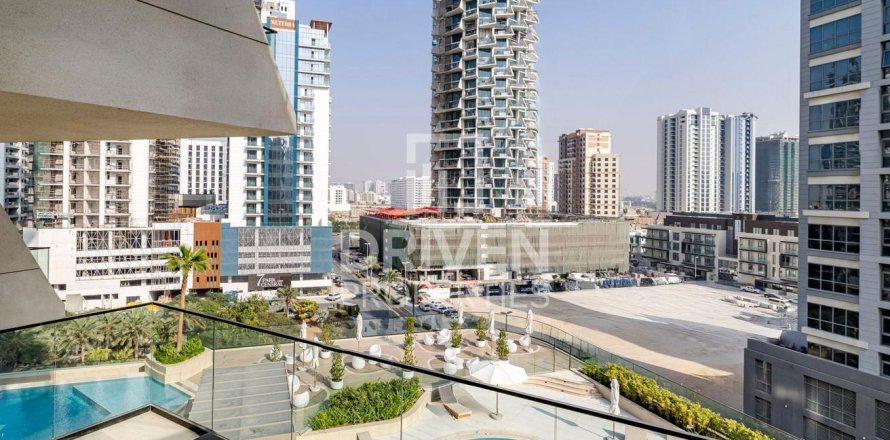 1 bedroom Apartment in Jumeirah Village Circle, UAE No. 200757