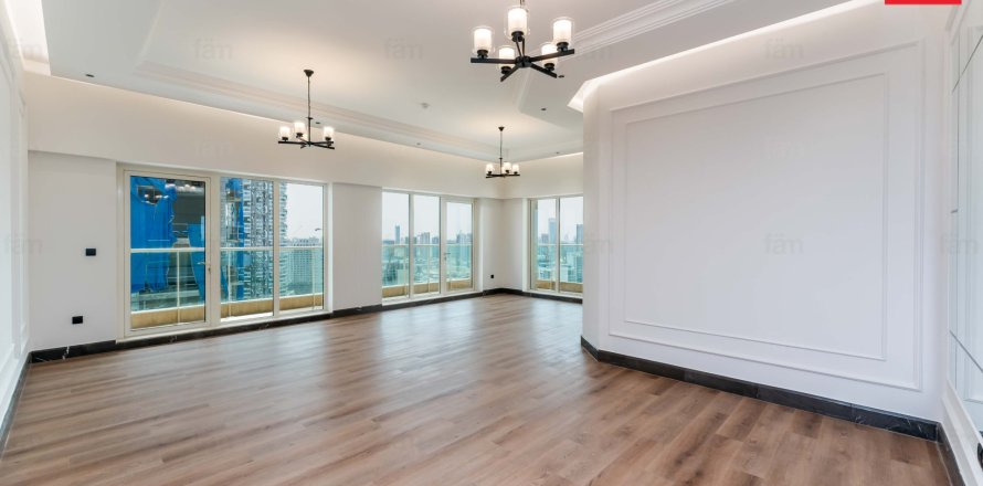 Appartement de 3 chambres à Dubai, UAE No. 161392
