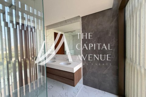 Вилла с 4 спальнями в Абу-Даби, ОАЭ №137028 13