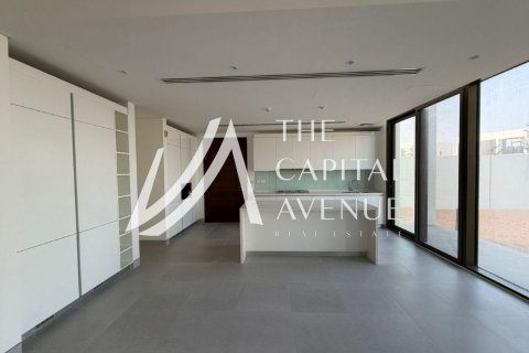 Вилла с 4 спальнями в Абу-Даби, ОАЭ №137028 5