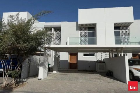 3 bedrooms Townhouse in Dubai, UAE No. 142362