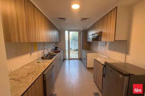 3 bedrooms Townhouse in Dubai, UAE No. 142362 6