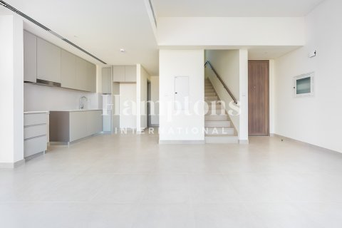 Villa de 3 dormitorios en The Valley, UAE No. 163938 8