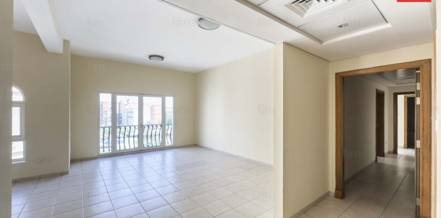2 bedrooms Apartment in Jebel Ali, UAE No. 168130