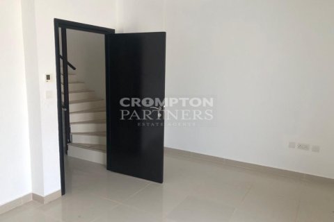 3 bedrooms Villa in Al Reef, UAE No. 83186 9
