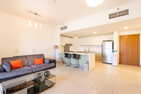 Apartment de 2 dormitorios en Dubai, UAE No. 210430