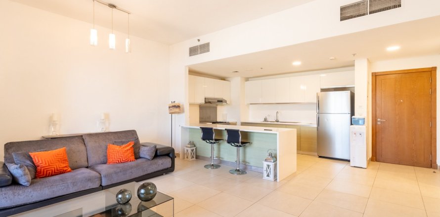 Apartment de 2 dormitorios en Dubai, UAE No. 210430