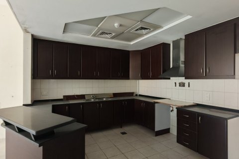 Apartment de 2 dormitorios en Dubai, UAE No. 210426 4