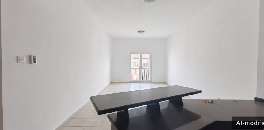 Apartment de 2 dormitorios en Dubai, UAE No. 210426