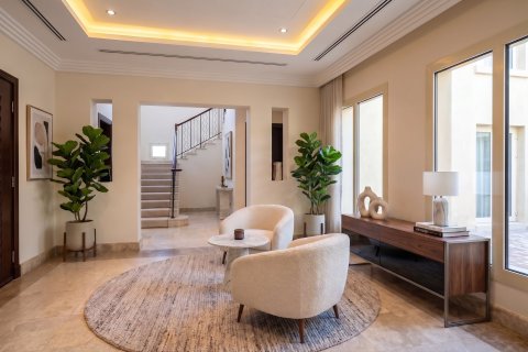 Villa de 4 dormitorios en Dubai, UAE No. 210431 6