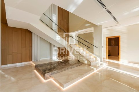 Вилла с 7 спальнями в Umm Suqeim 3, ОАЭ №137971 31