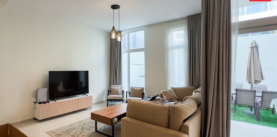 Townhouse de 3 chambres à Dubai, UAE No. 137340