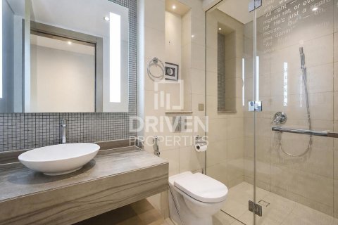 Appartement de 2 chambres à DAMAC Towers by Paramount, UAE No. 204291 25