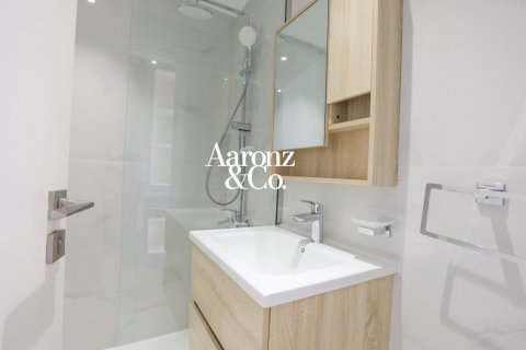 2 bedrooms Apartment in Icon Tower 2, UAE No. 167335 18