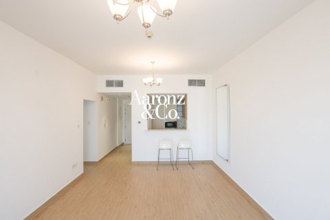 2 bedrooms Apartment in Icon Tower 2, UAE No. 167335
