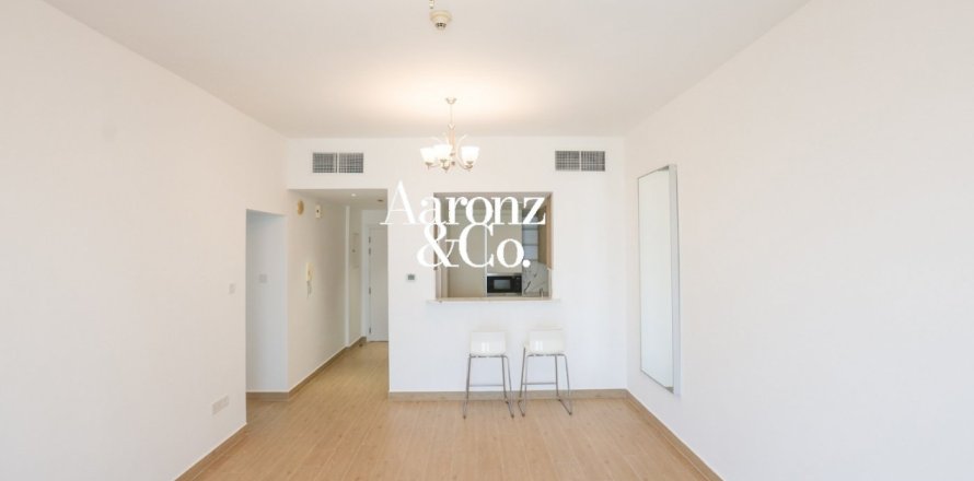 2 bedrooms Apartment in Icon Tower 2, UAE No. 167335