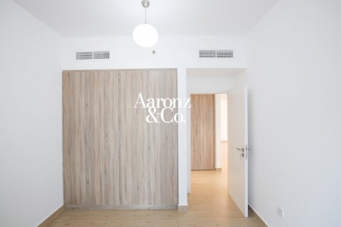 2 bedrooms Apartment in Icon Tower 2, UAE No. 167335 5