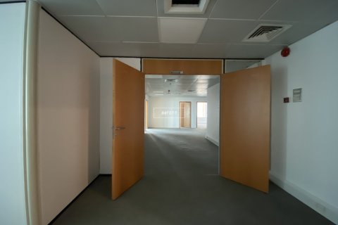 Office de 186.1m² en Sheikh Zayed Road, UAE No. 102129 8